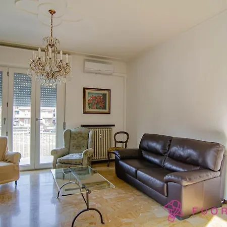 Апартаменти Fuoriporta Affitti Brevi - Casa Di Susanna Парма